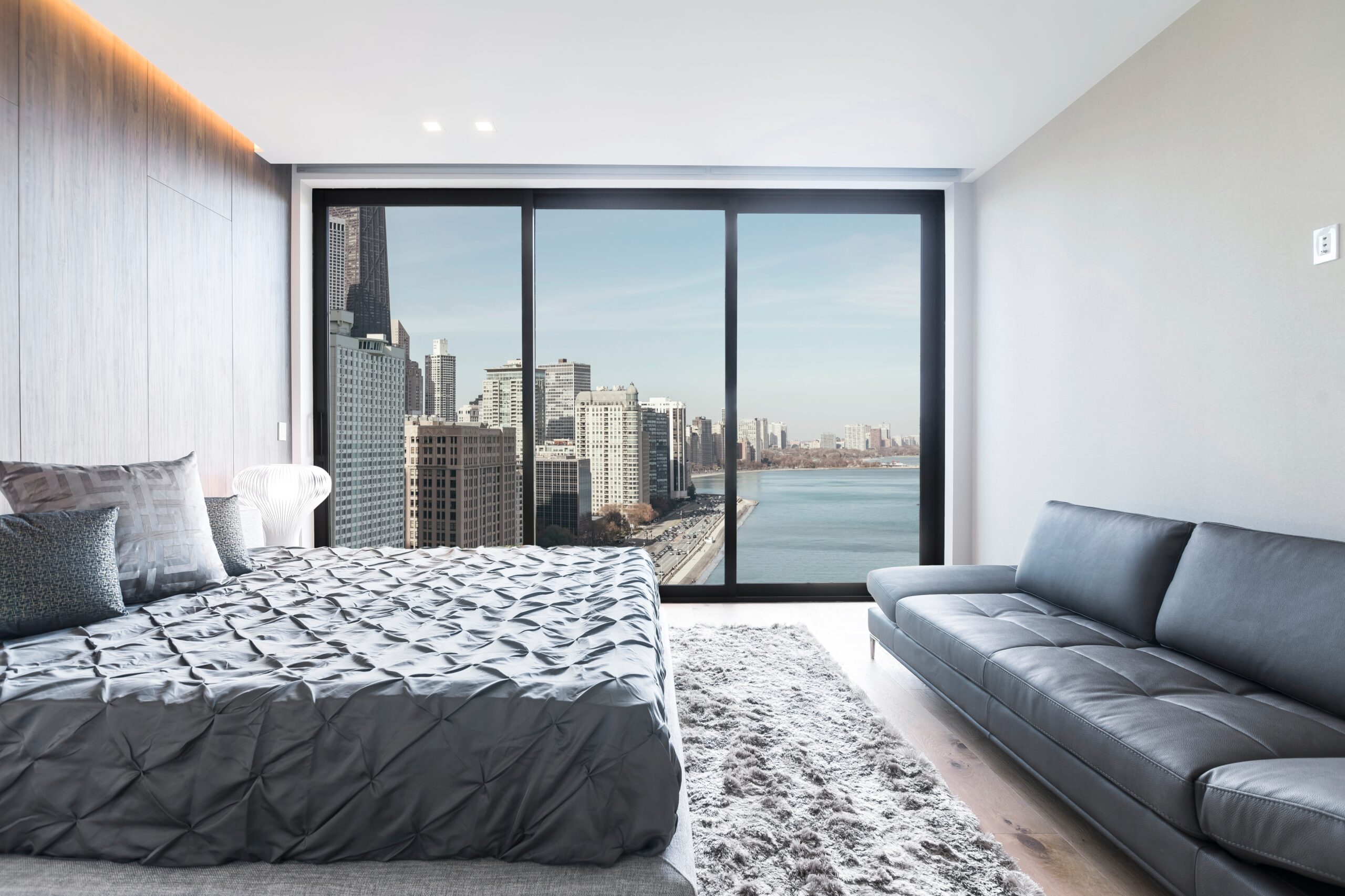 Chicago condo painting near Lake Shore by PCS Painters