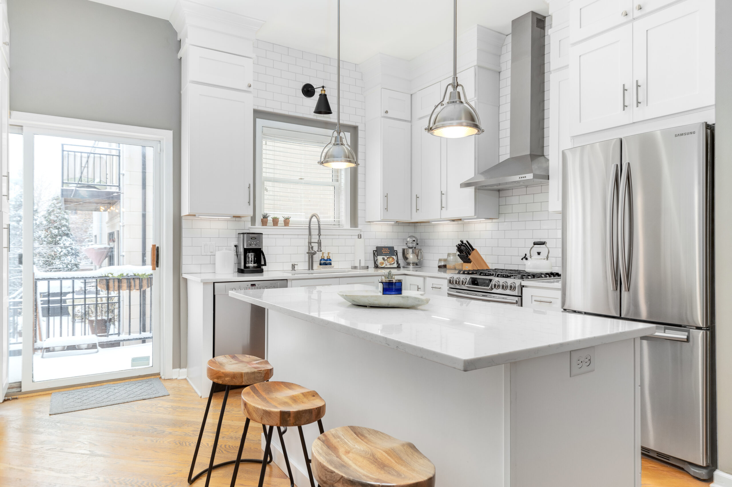Luxury kitchen cabinet painting by PCS Painters